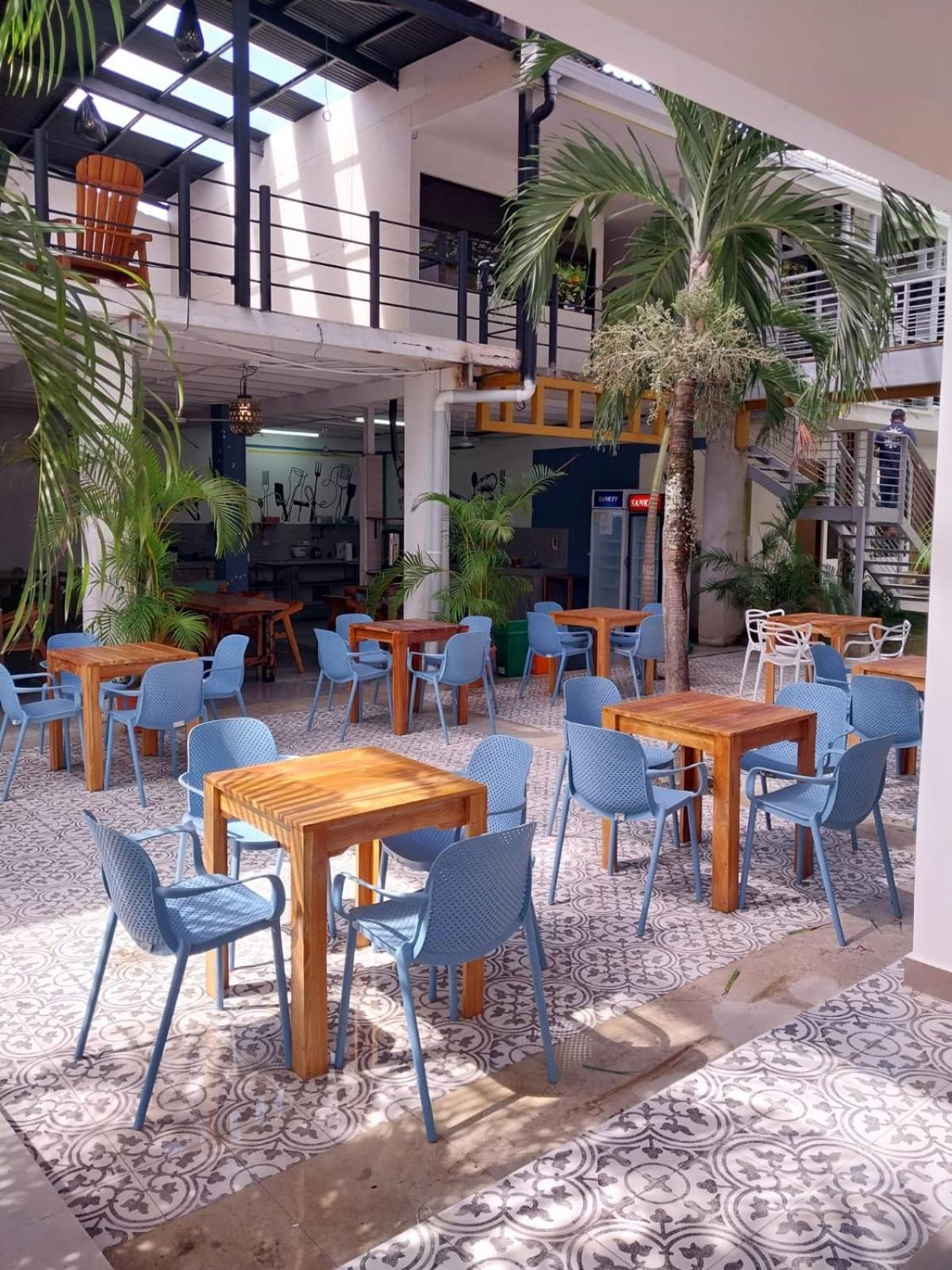 Wide Mouth Frog Quepos Hostel Manuel Antonio Exterior photo